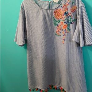 Umgee top/tunic size small